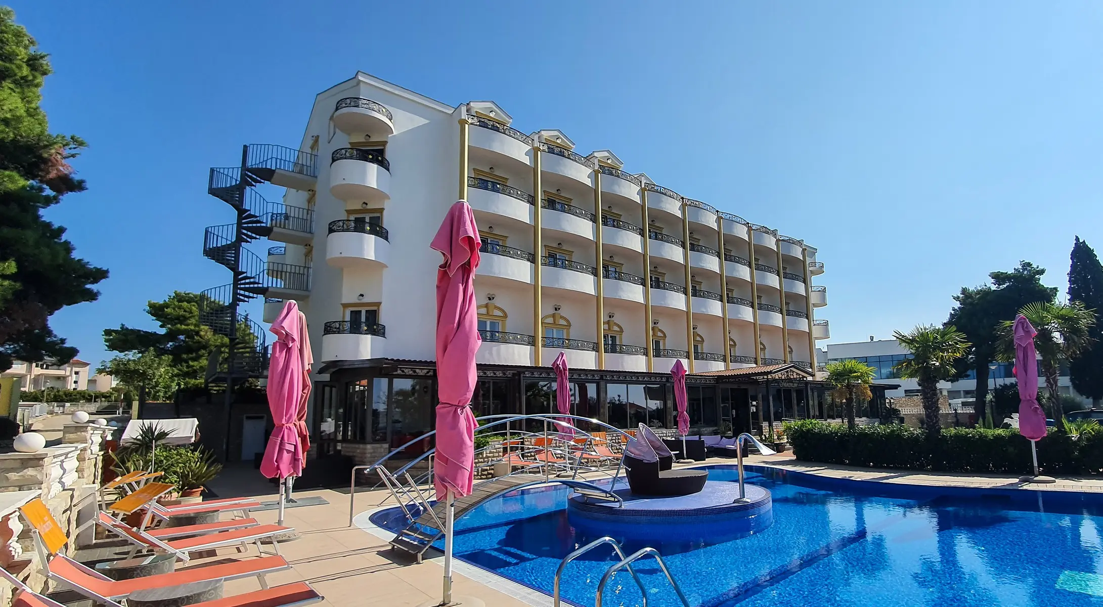 Hotel Miramare Vodice — HOTEL MIRAMARE VODICE