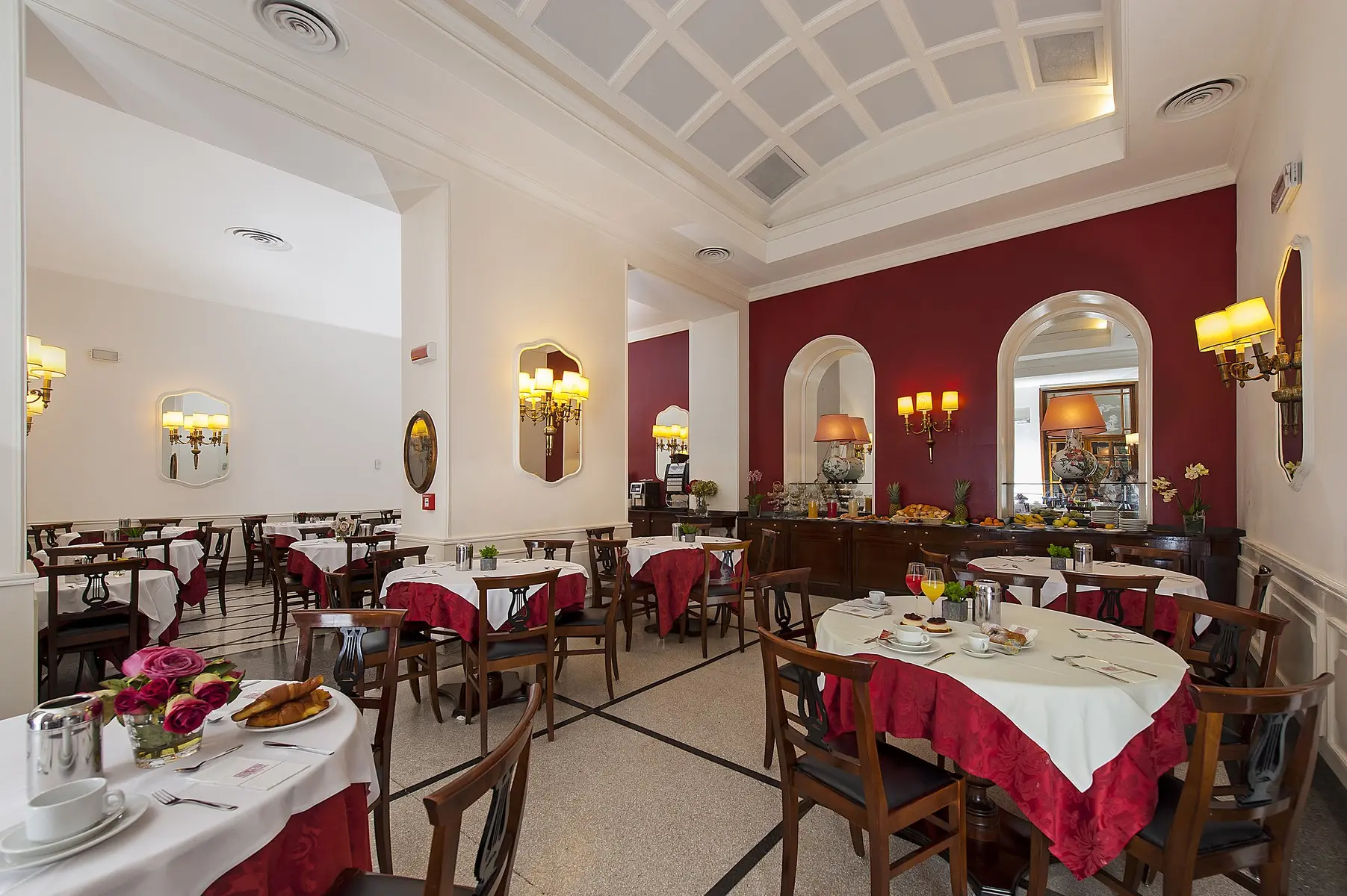 Restauracja i jedzenie w hotelu Hotel Nord Nuova Roma