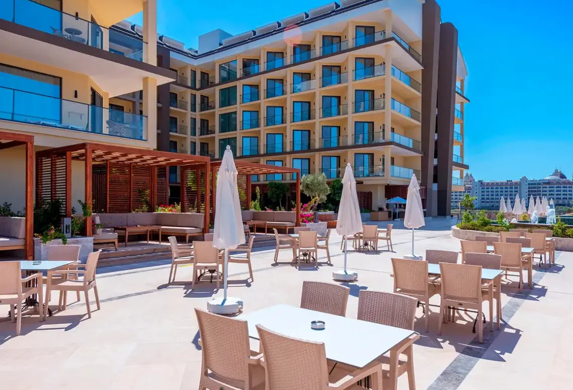 Restauracja i jedzenie w hotelu Hotel Sorgun Akadia Luxury