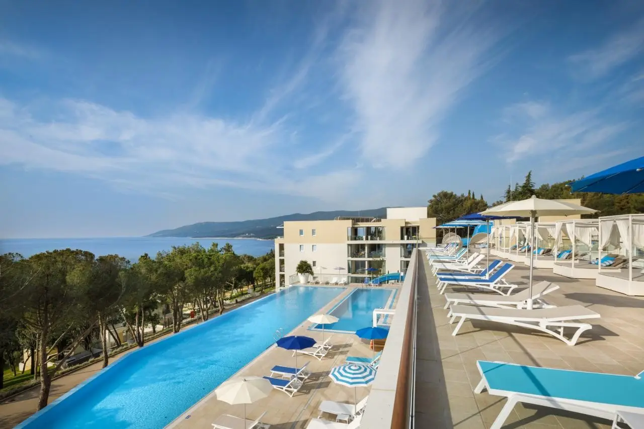 Hotel Valamar Girandella Maro Suites — GIRANDELLA RESORT VALAMAR COLLECTION - FAMILY HOTEL