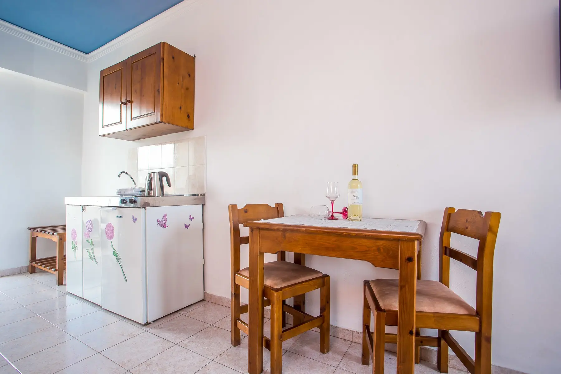 Restauracja i jedzenie w hotelu Iatridis Studios