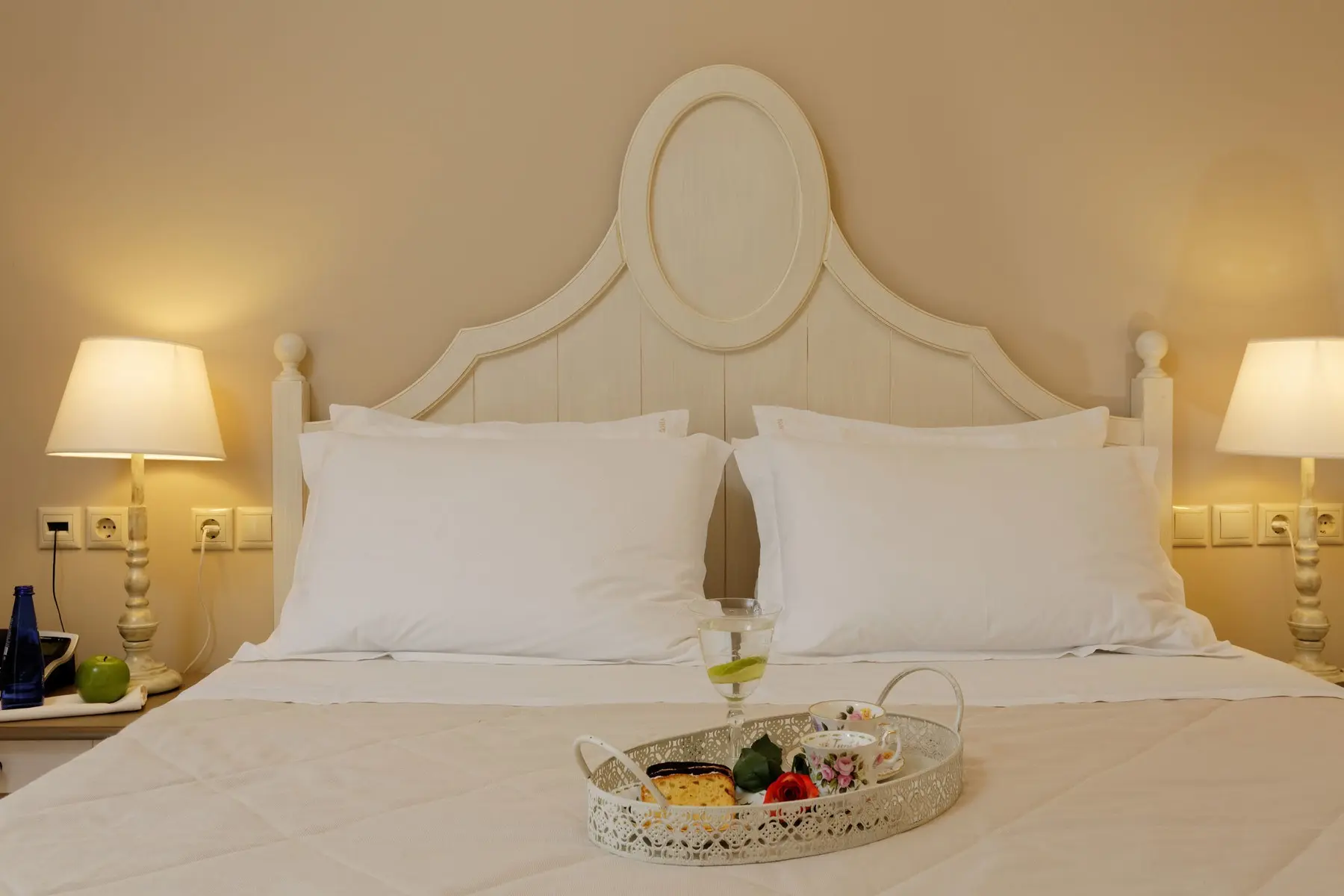 Ionia Suites — IONIA SUITES