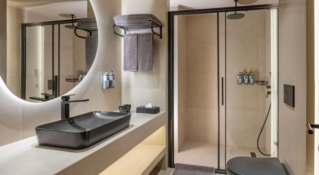 Łazienka w pokoju hotelu Jacaranda Luxury Resort