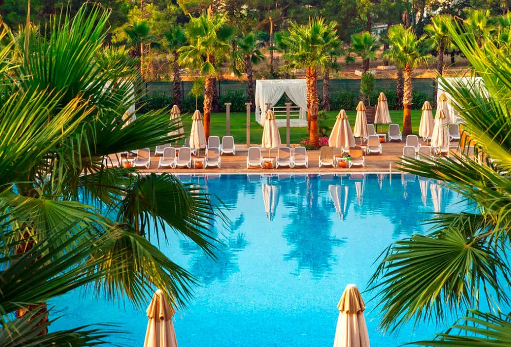 Basen w hotelu Juju Premier Palace