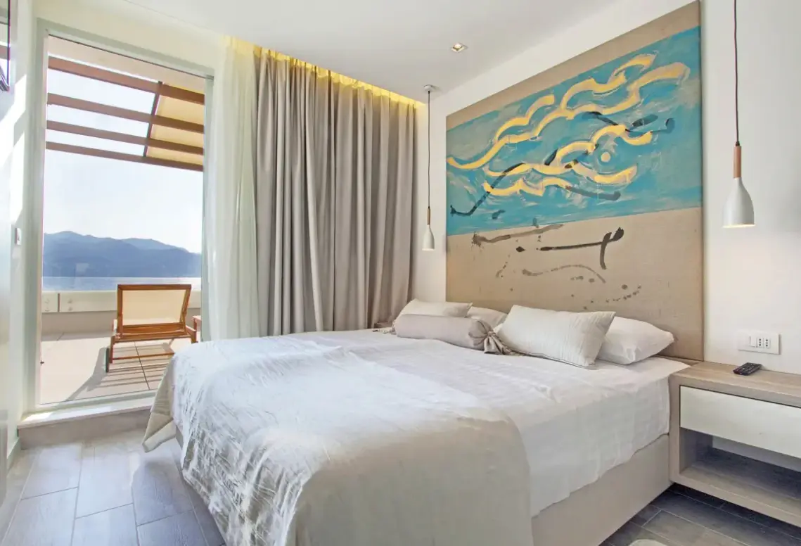 Pokój w hotelu Kalamota Beach House