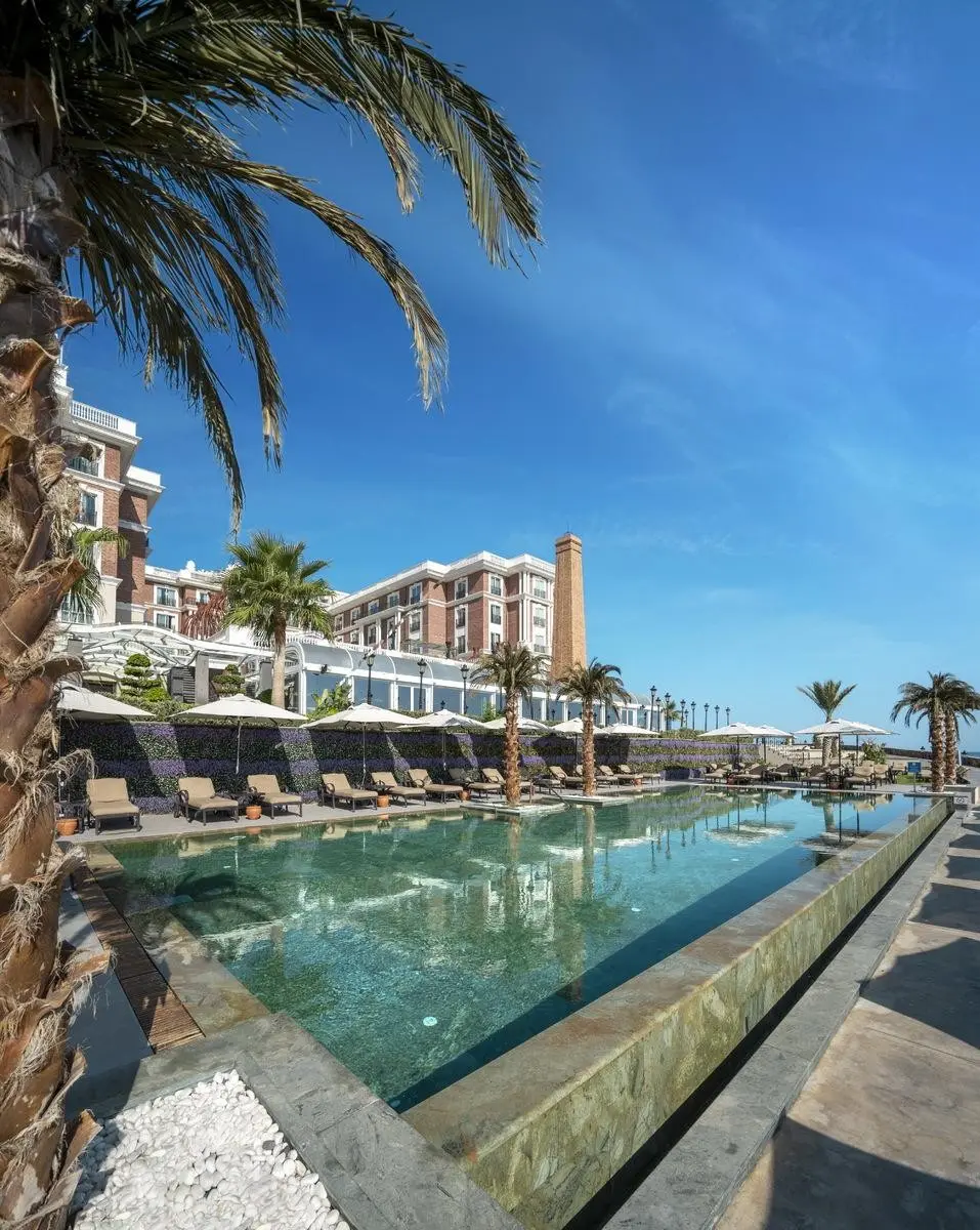Basen w hotelu Kaya Palazzo Resort