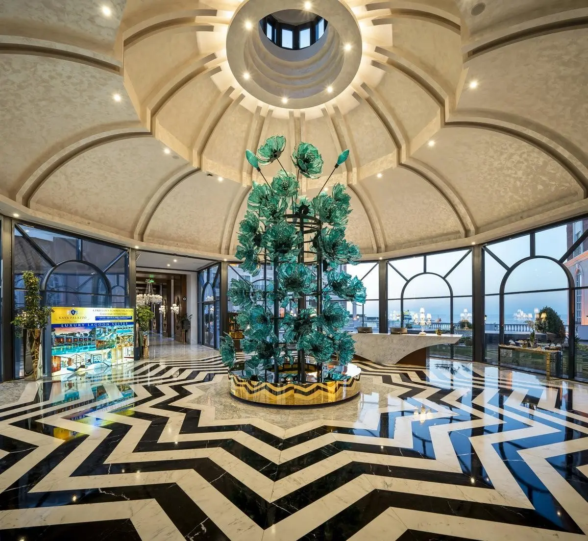 Lobby hotelu Kaya Palazzo Resort