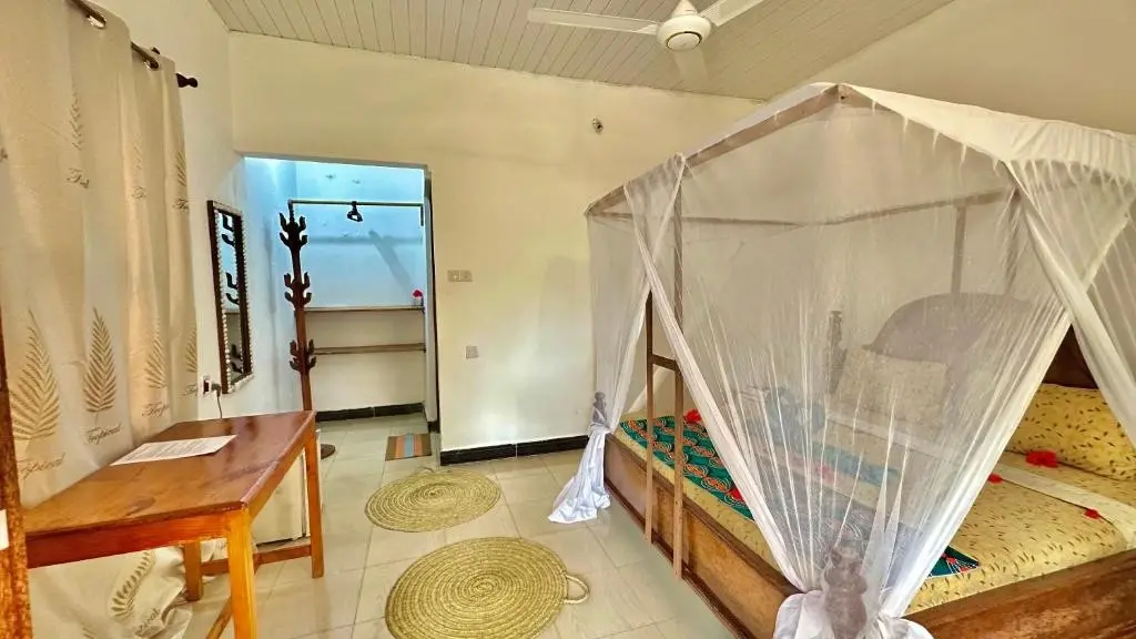 Kihori Nungwi — KIHORI NUNGWI