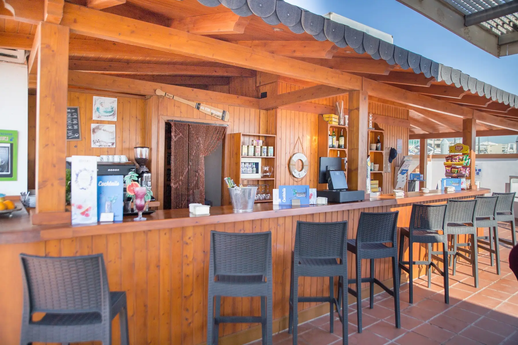 Lago Rojo — LAGO ROJO