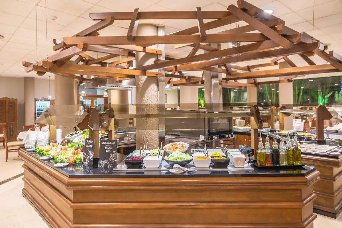 Lago Rojo — LAGO ROJO