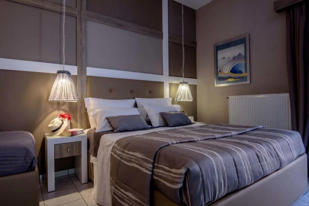 Lino Mare Boutique — LINO MARE BOUTIQUE