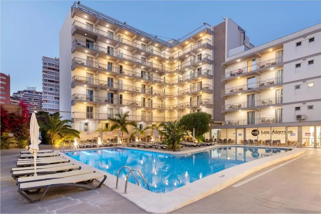 Los Álamos — LOS ÁLAMOS