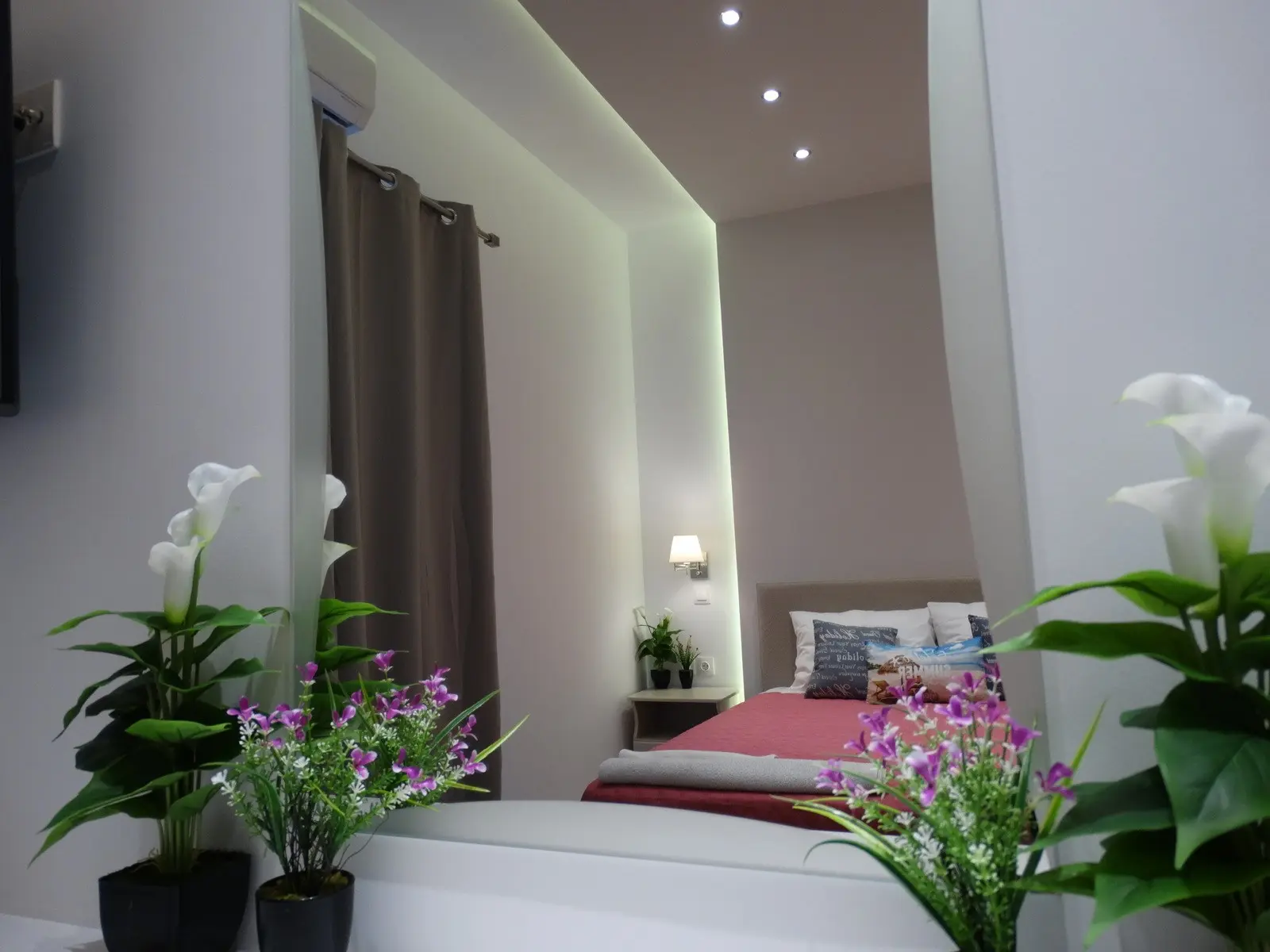 Makis Apartments — MAKIS APARTMENTS