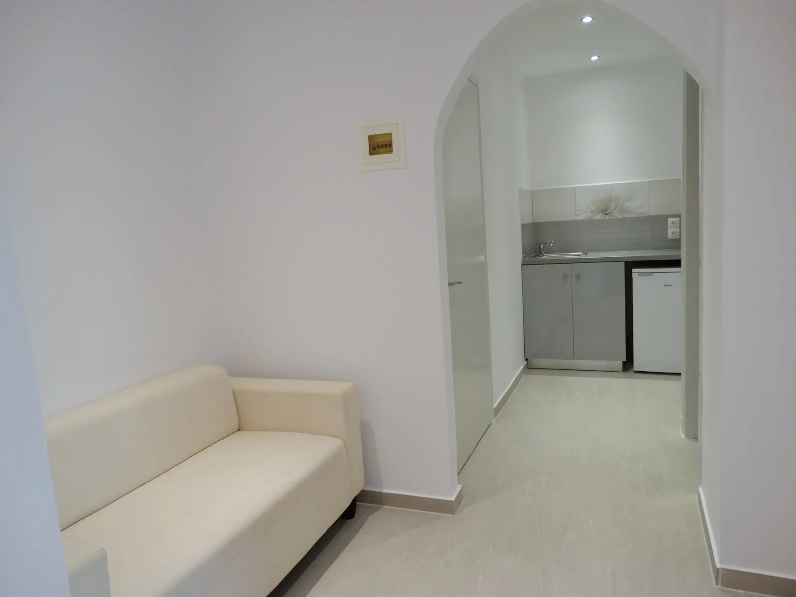 Makis Apartments — MAKIS APARTMENTS