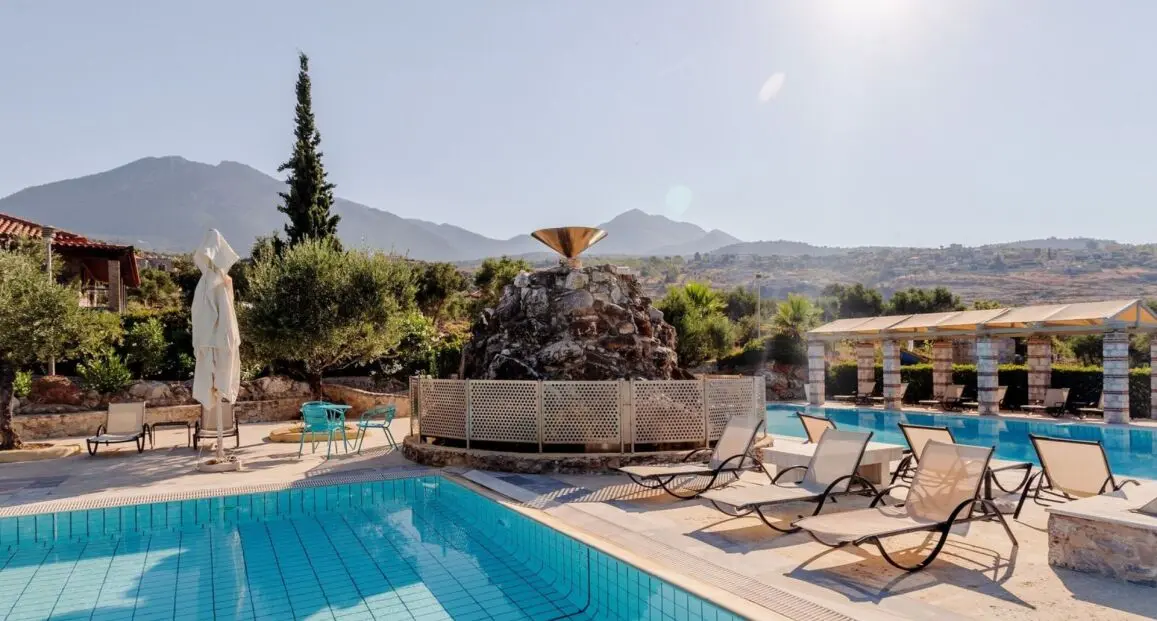 Hotel Maniatiko Village