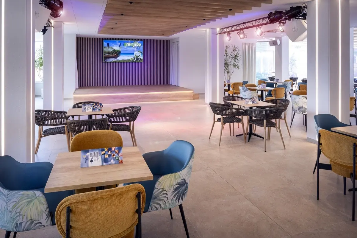 Mar Blau — MAR BLAU