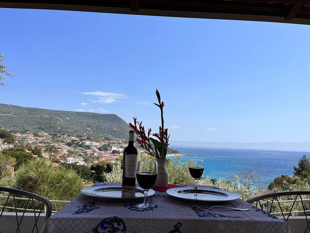 Marina Del Capo — MARINA DEL CAPO