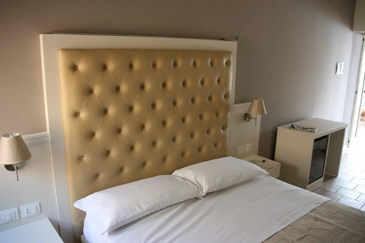 Marina Del Capo — MARINA DEL CAPO