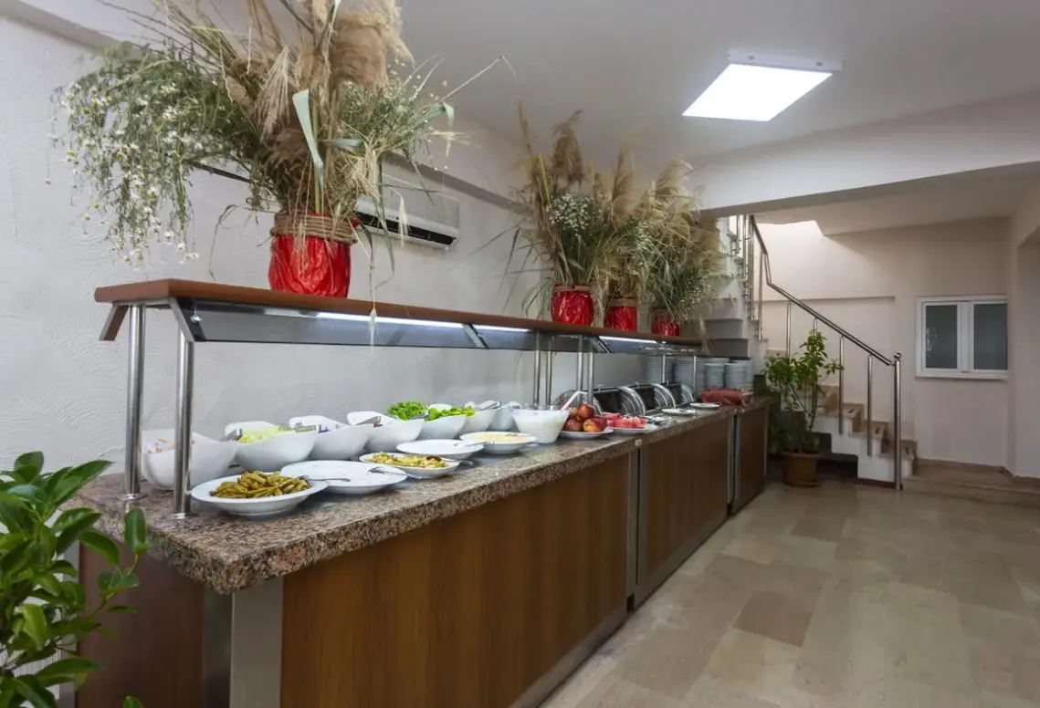Restauracja i jedzenie w hotelu Maxsea Beach Hotel