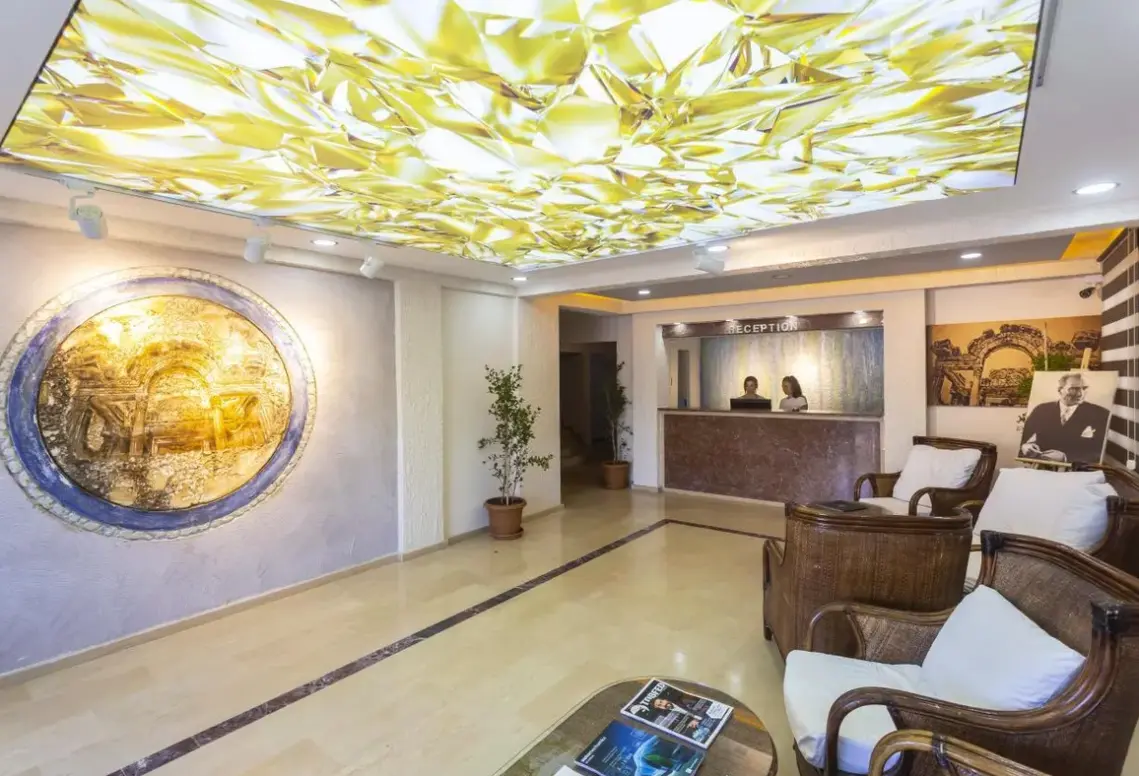 Lobby hotelu Maxsea Beach Hotel