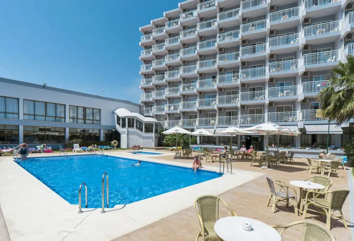 Basen w hotelu MedPlaya Hotel Alba Beach