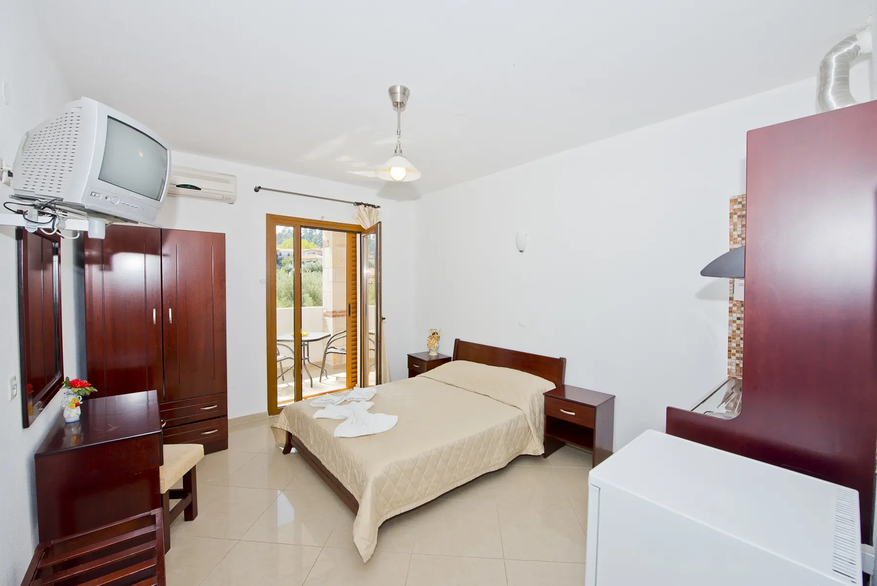 Medusa Hotel — MEDUSA