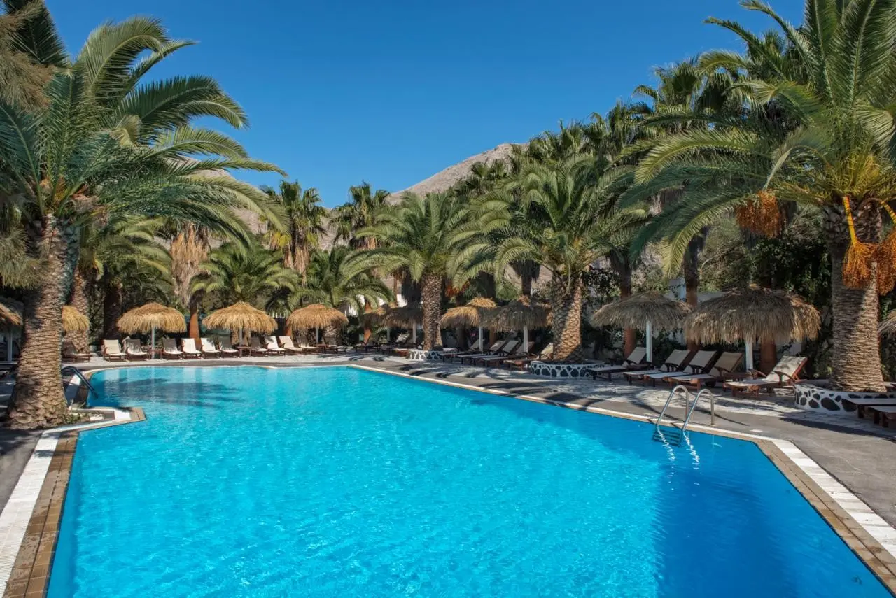 Basen w hotelu Meltemi Village