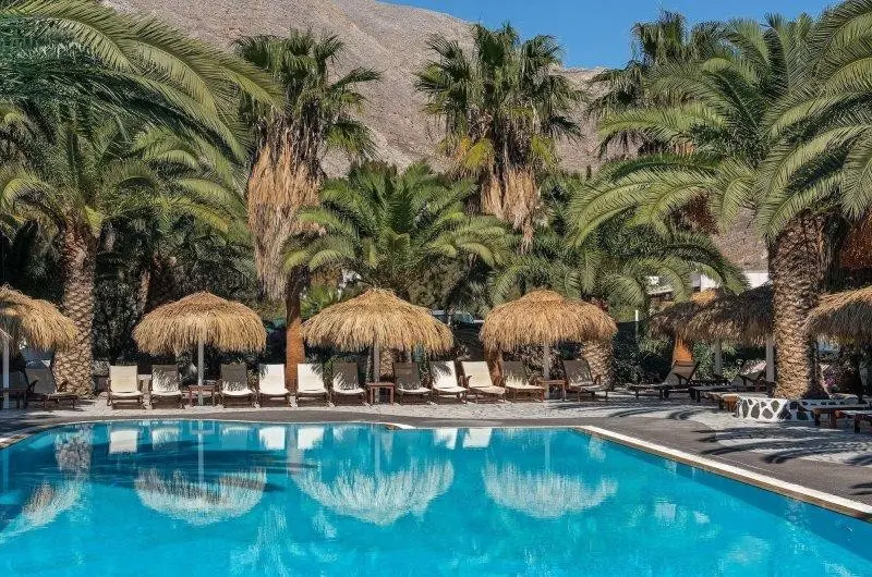 Basen w hotelu Meltemi Village