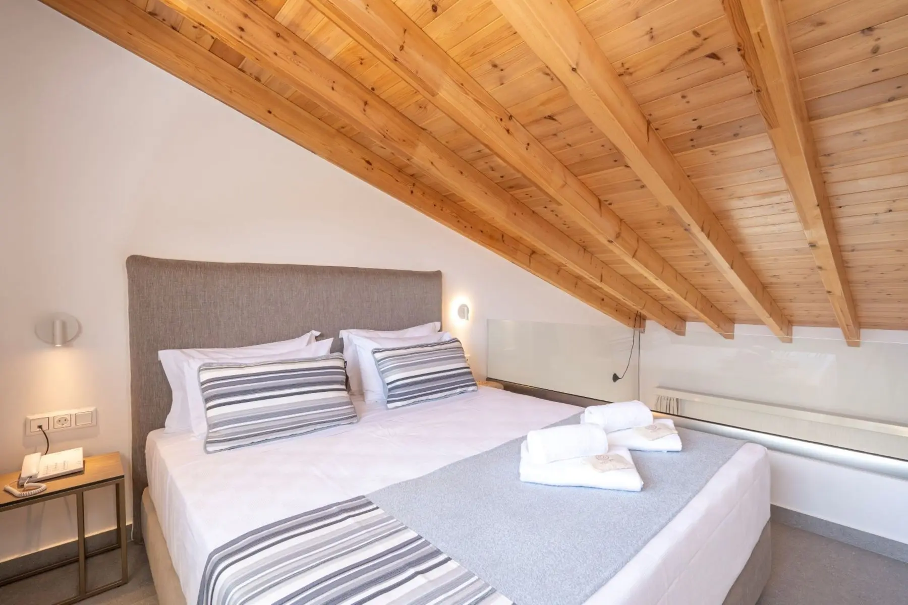 Mirablue Deluxe Residences — MIRABLUE DELUXE RESIDENCES