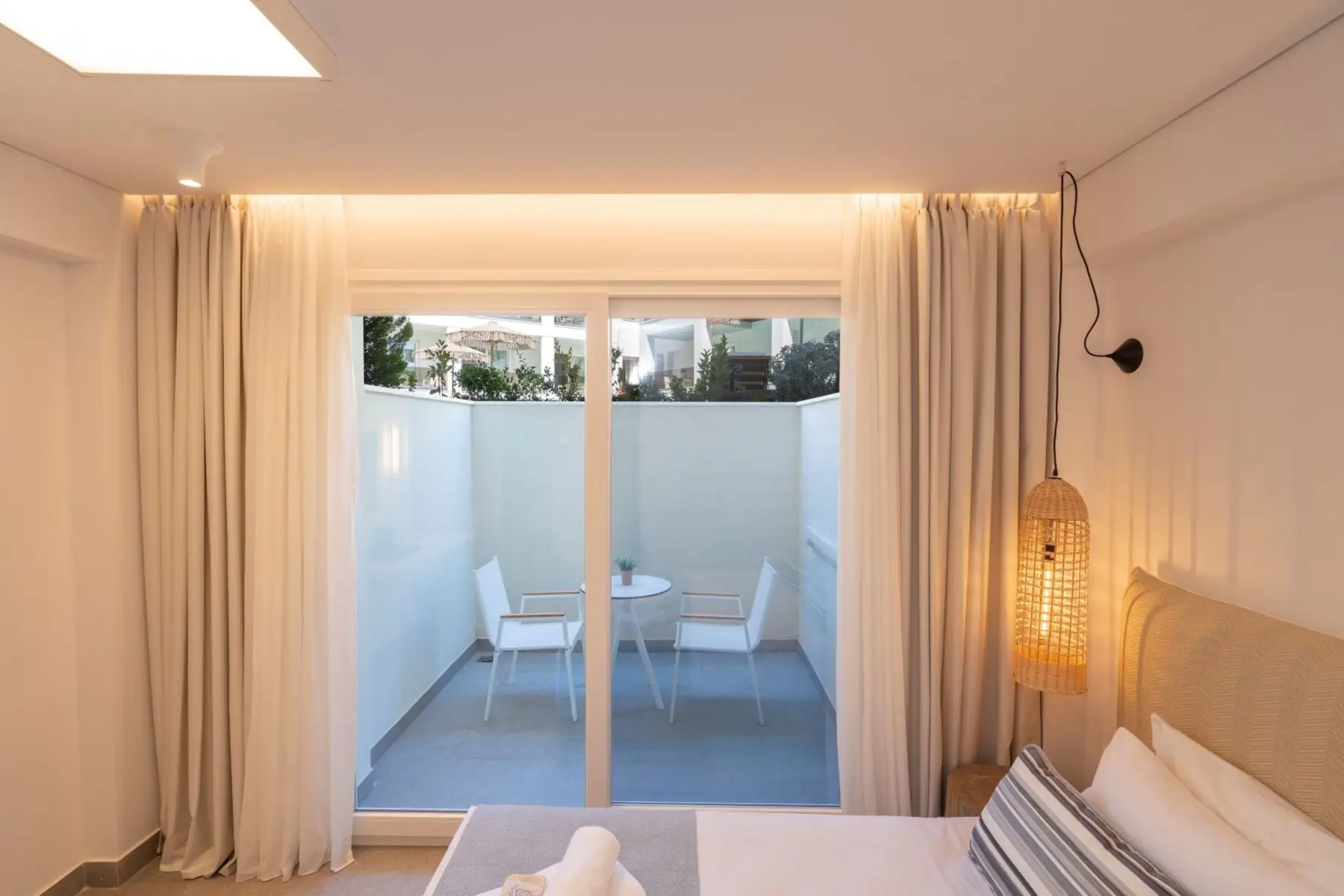 Mirablue Deluxe Residences — MIRABLUE DELUXE RESIDENCES