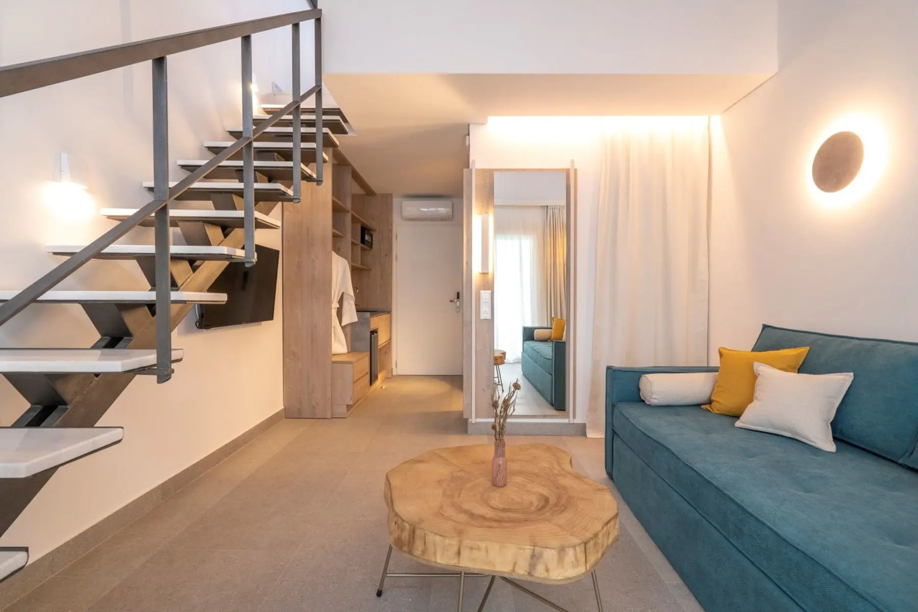 Mirablue Deluxe Residences — MIRABLUE DELUXE RESIDENCES