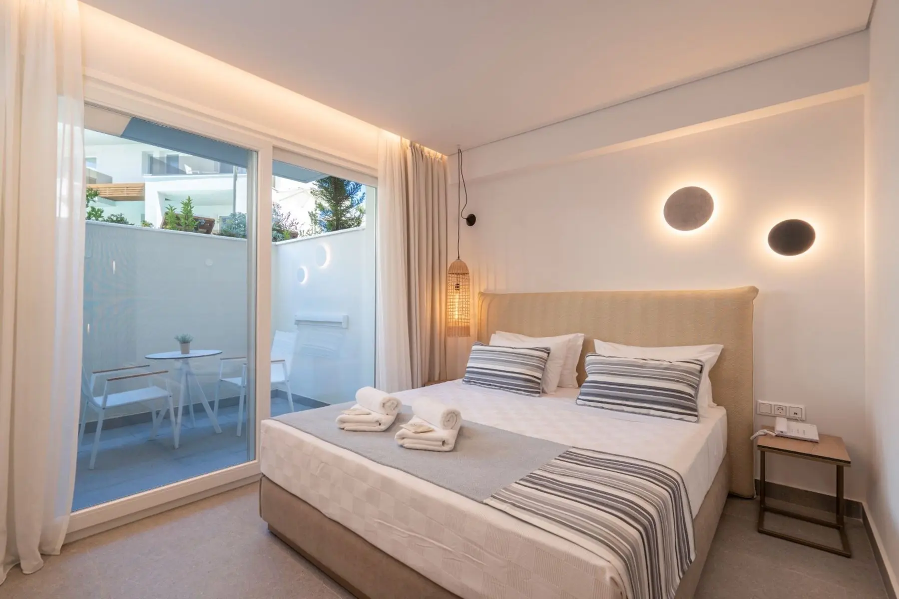 Mirablue Deluxe Residences — MIRABLUE DELUXE RESIDENCES