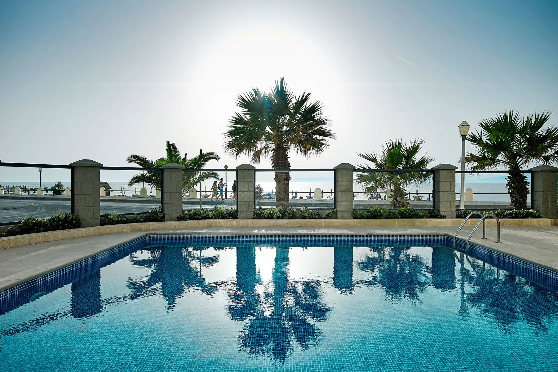 Mitsis La Vita — MITSIS LA VITA