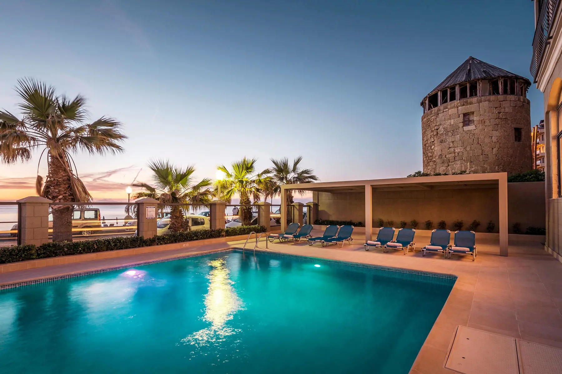 Mitsis La Vita — MITSIS LA VITA