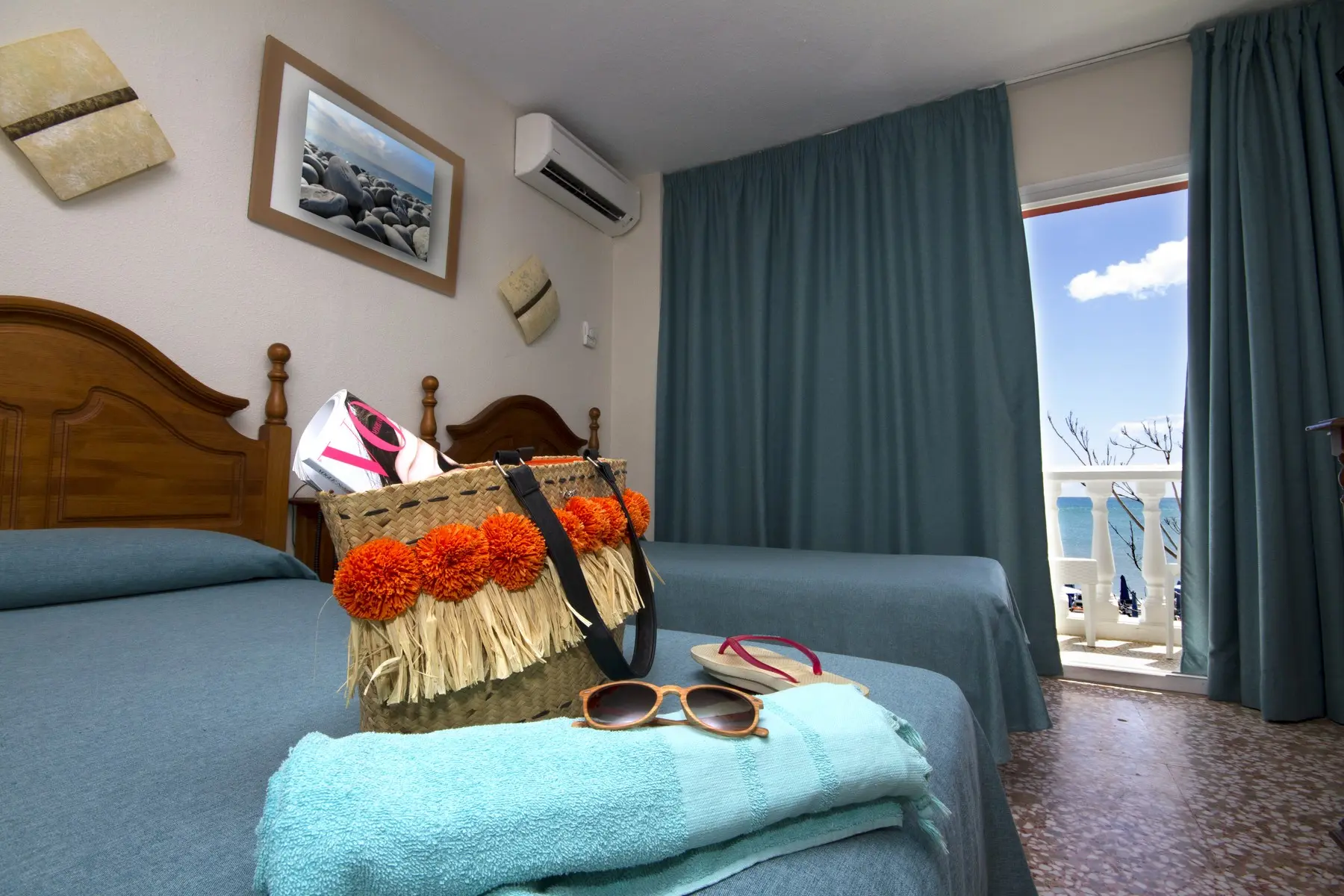 Moon Dreams Mediterraneo — MOON DREAMS MEDITERRANEO