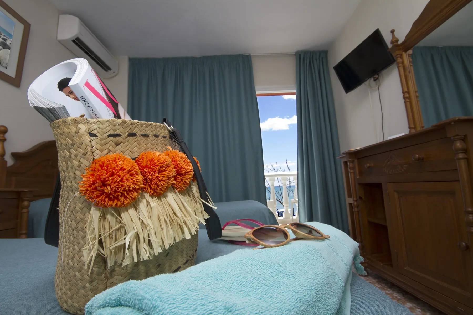 Moon Dreams Mediterraneo — MOON DREAMS MEDITERRANEO