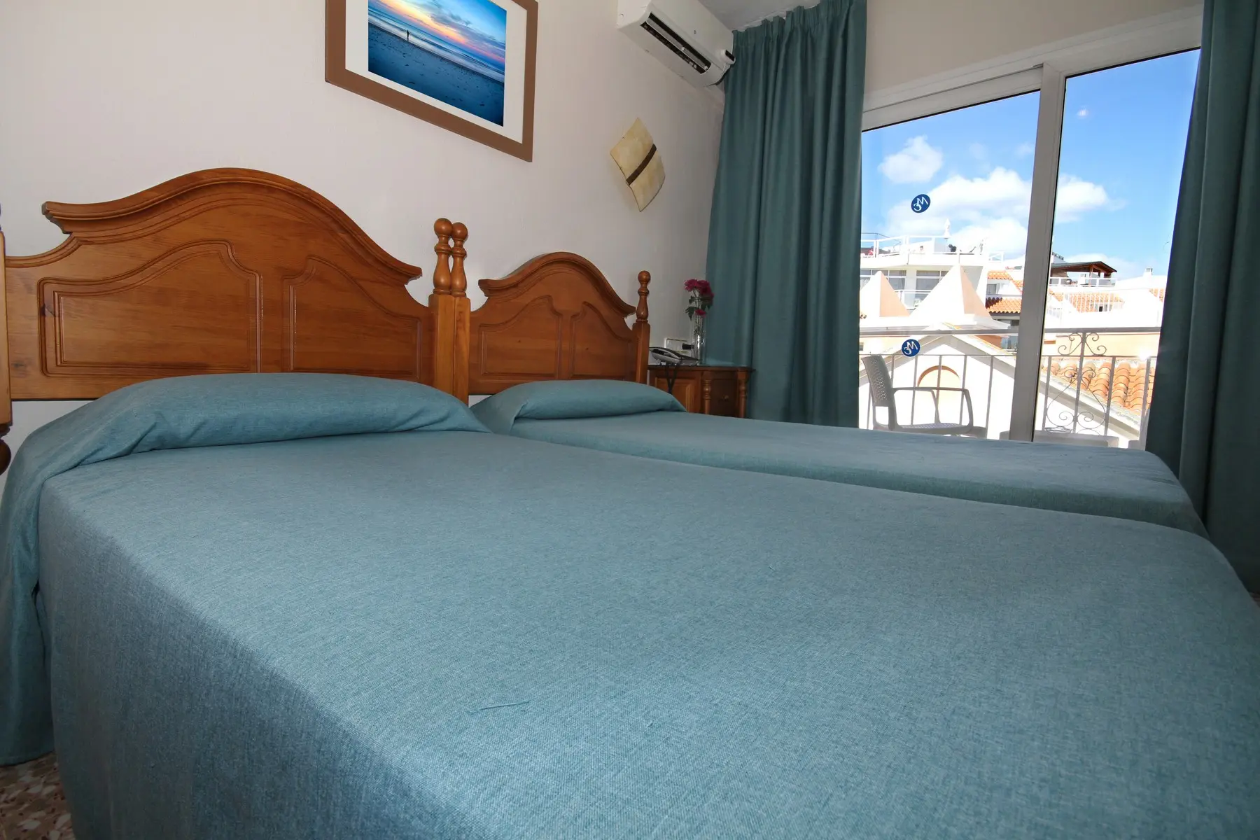 Moon Dreams Mediterraneo — MOON DREAMS MEDITERRANEO