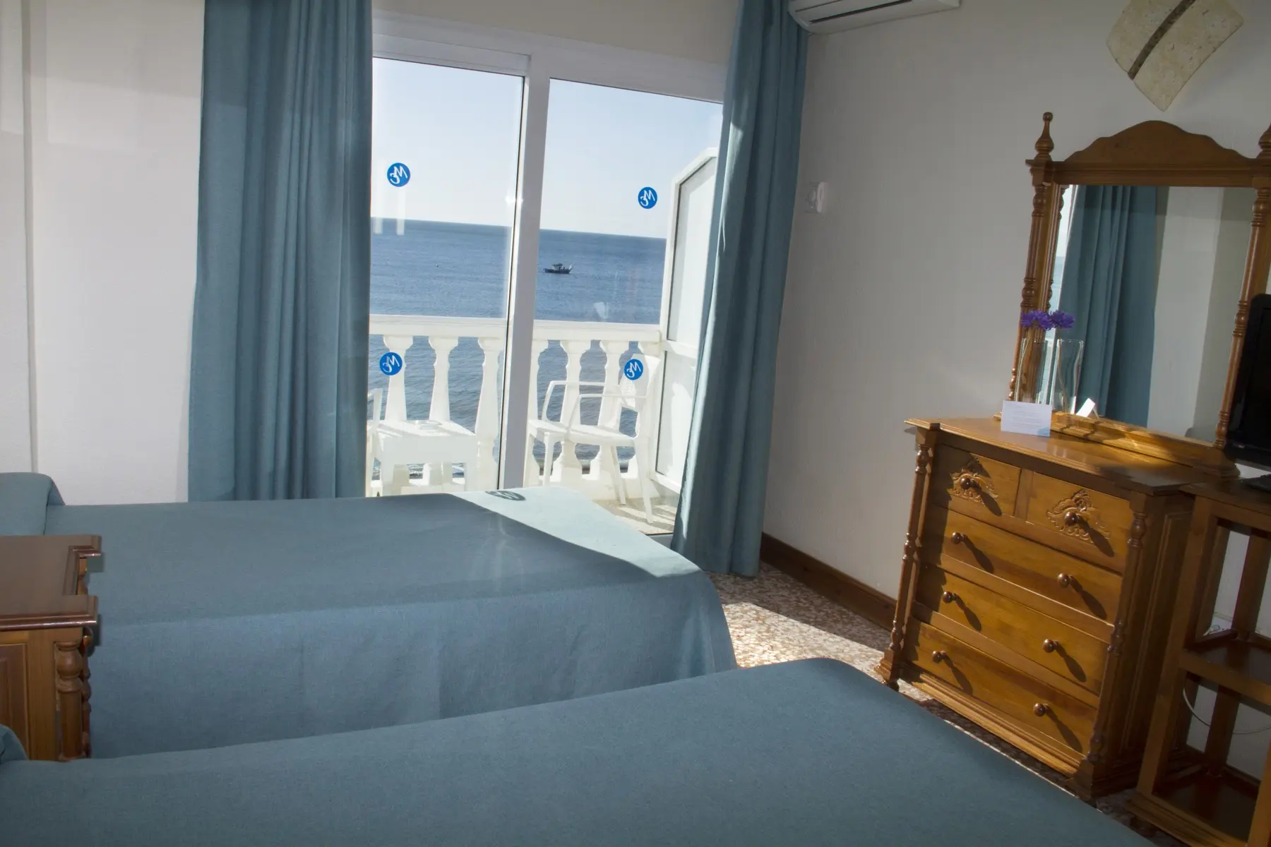 Moon Dreams Mediterraneo — MOON DREAMS MEDITERRANEO