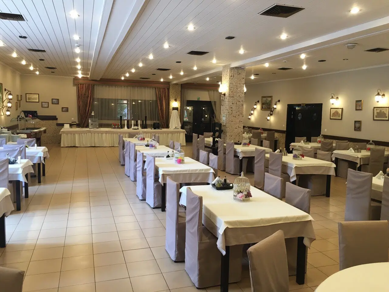 Moura Boutique & Spa — MOURA BOUTIQUE & SPA