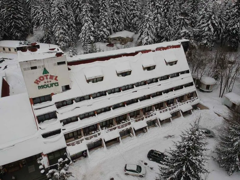 Moura Boutique & Spa — MOURA BOUTIQUE & SPA