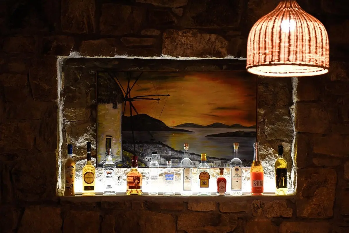 Myconian Crown Suites — MYCONIAN CROWN SUITES