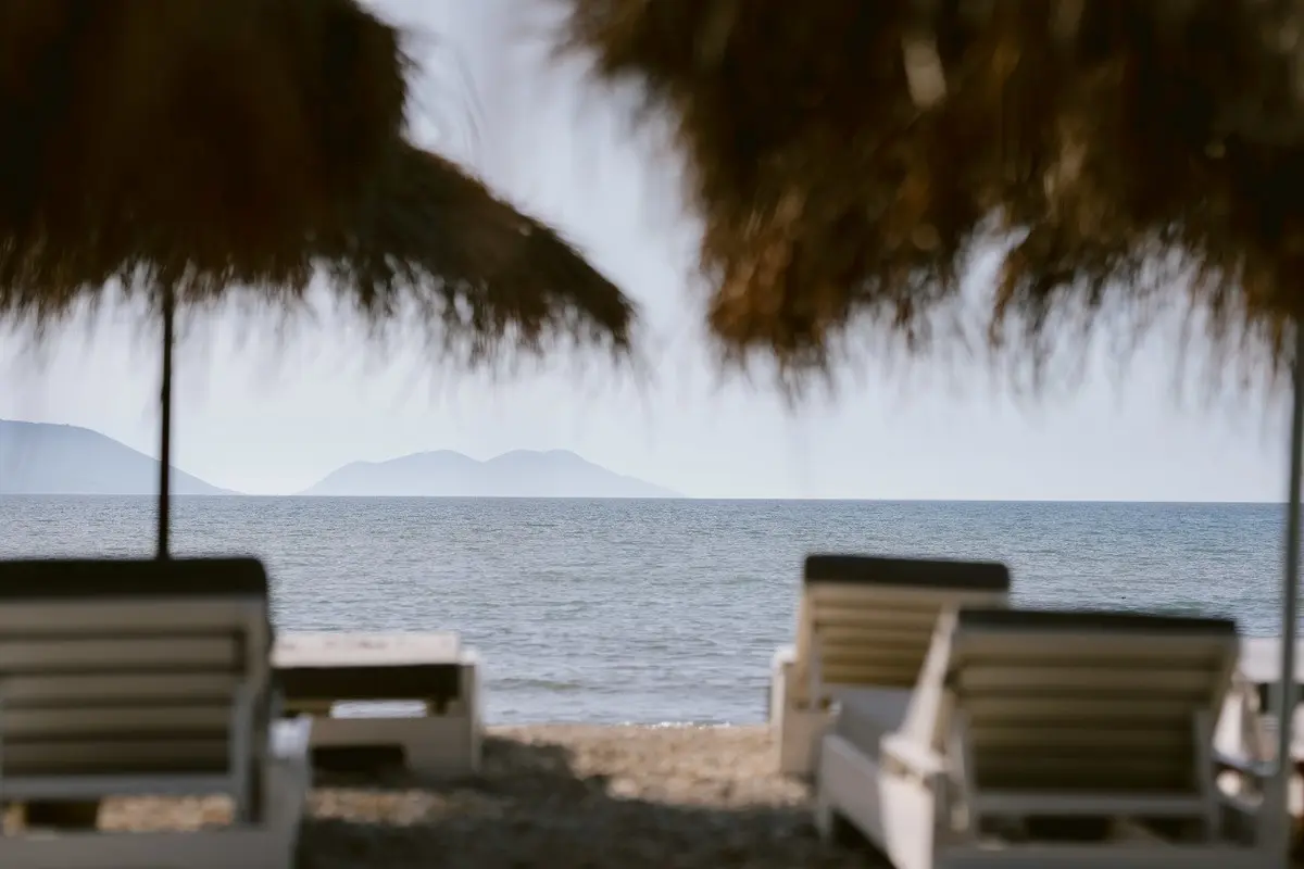 Naos Luxury — NAOS LUXURY