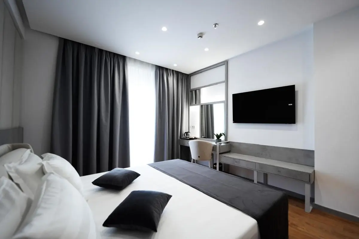 Naos Luxury — NAOS LUXURY