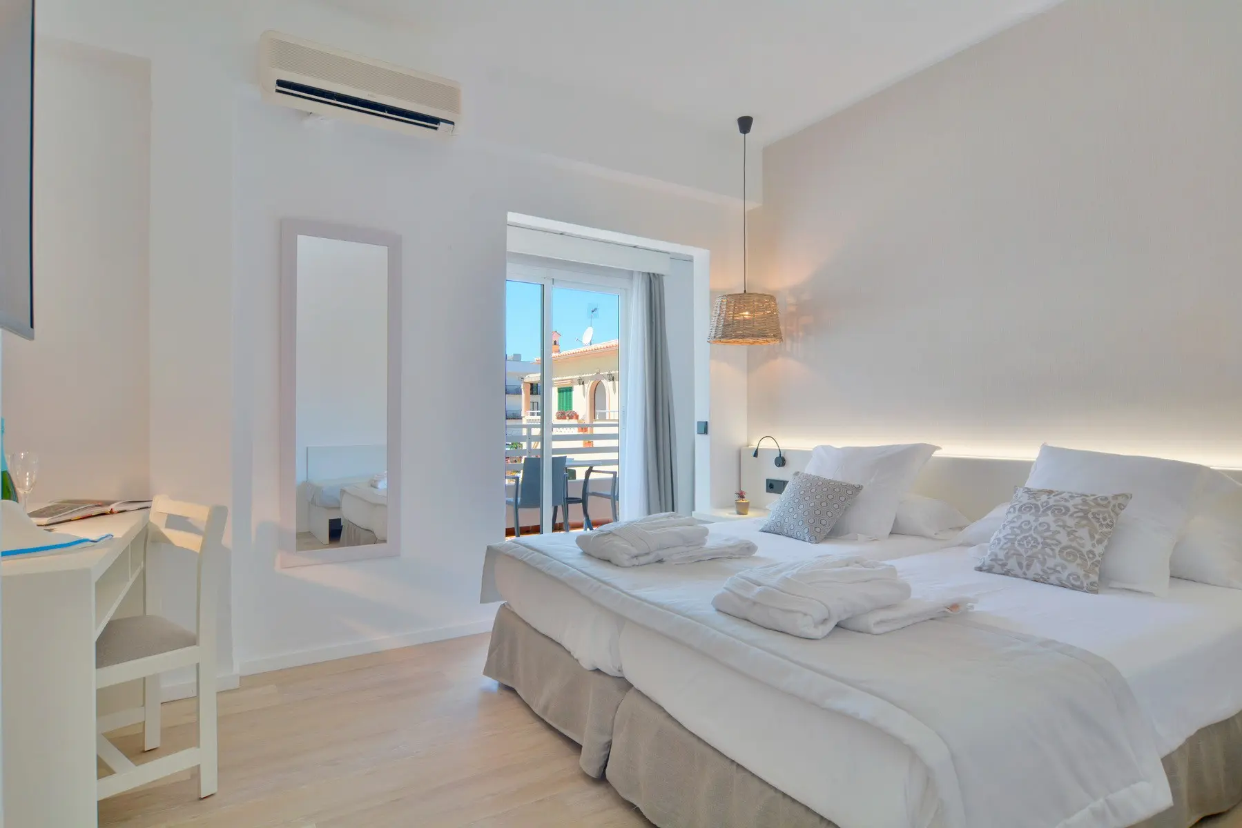 Paguera Treff Boutique Hotel — PAGUERA TREFF BOUTIQUE HOTEL