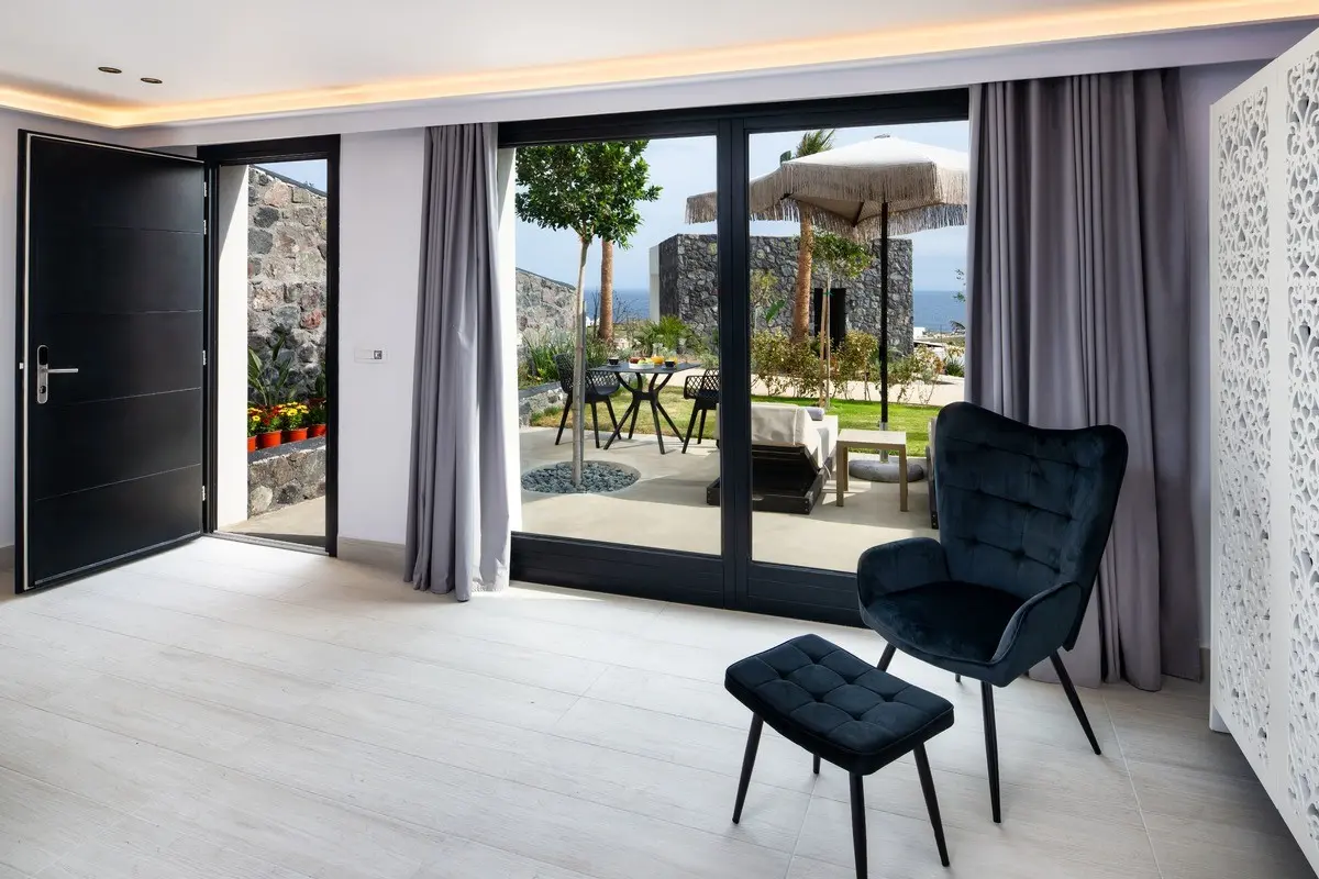 Palm Island Suites — PALM ISLAND SUITES