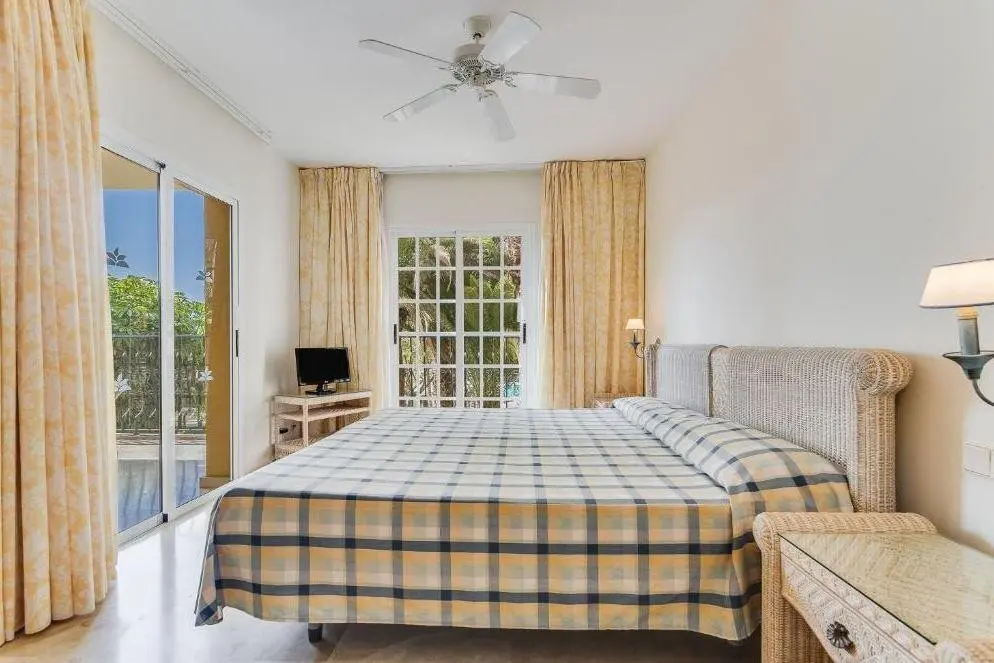 Palm Oasis Maspalomas — PALM OASIS MASPALOMAS