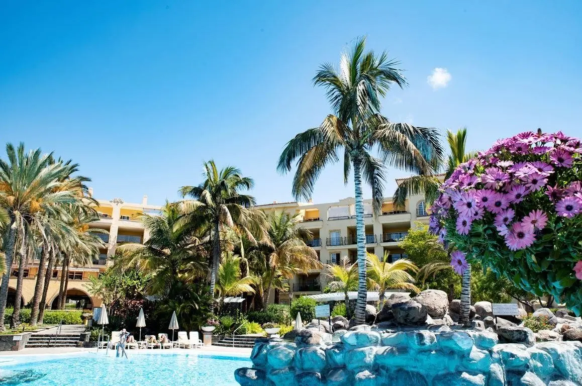Palm Oasis Maspalomas — PALM OASIS MASPALOMAS
