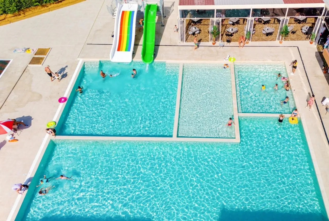 Palms Beach — PALMS BEACH