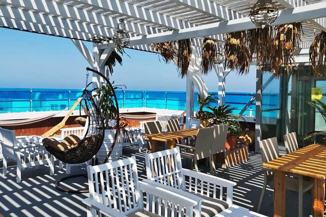 Parthenon Hotel 24 — PARTHENON HOTEL 24