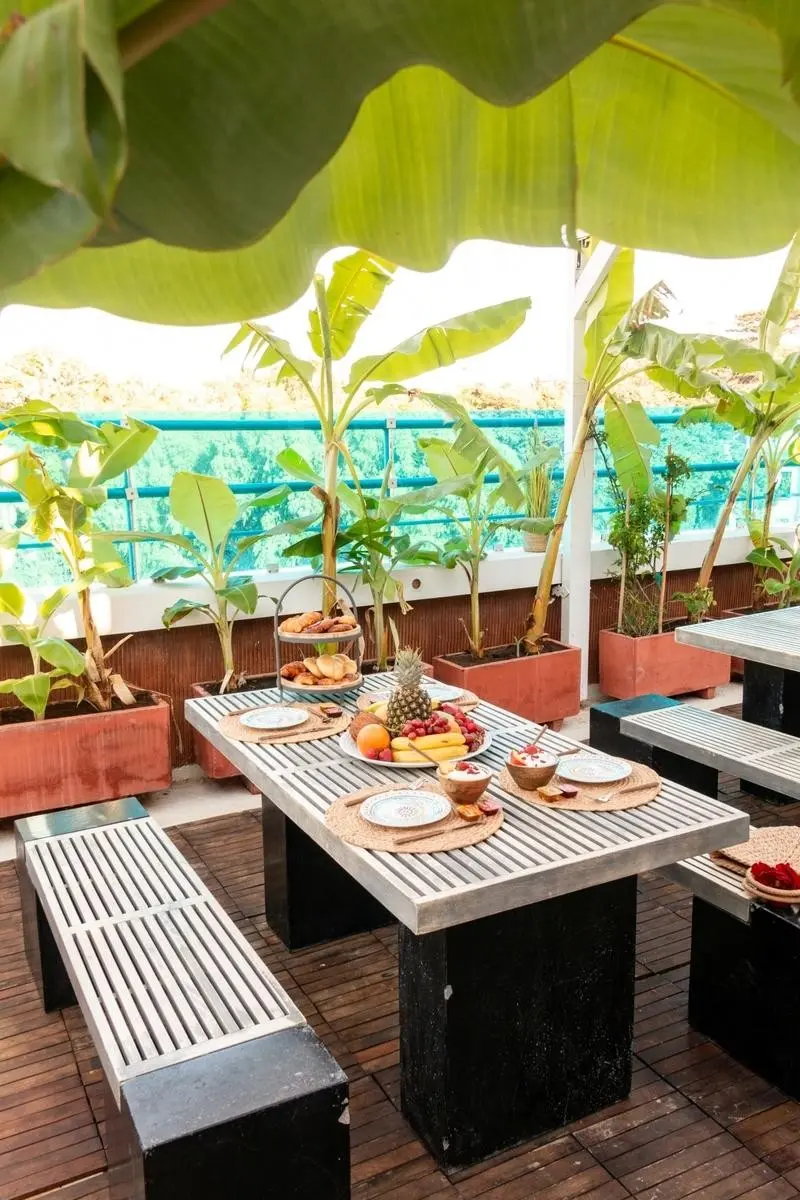 Parthenon Hotel 24 — PARTHENON HOTEL 24